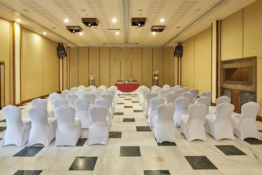 The Ummed Jodhpur Palace Resort & Spa Экстерьер фото